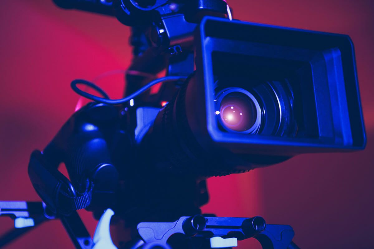 gros plan d'une caméra vidéo Codecs vidéo